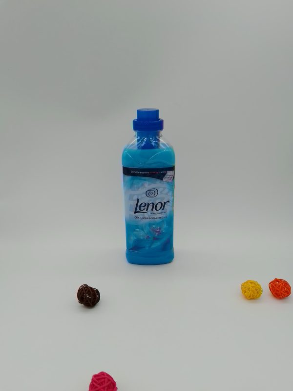 Lenor СУПЕРКОНЦЕНТРАТ СКАНДИНАВСКАЯ ВЕСНА Свежая постель каждую ночь до одной НЕДЕЛИ Концентрированный кондиционер для белья 1000мл