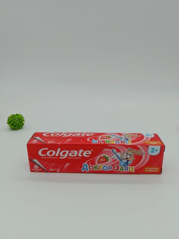 COLGATE Доктор Заяц детская зубная паста 2+ со вкусом клубники 66г