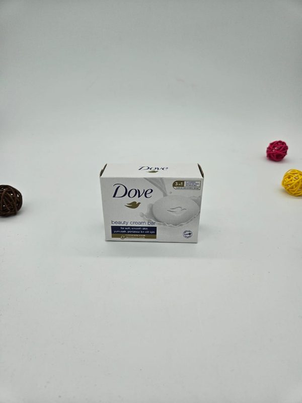 Dove 3 В 1 ОЧИЩАЕТ УВЛАЖНЯЕТ ПИТАЕТ МЫЛО 90гр